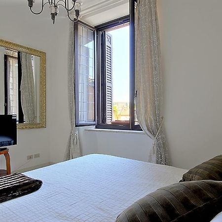 Pearl Suite Рим Экстерьер фото